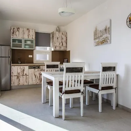 By The Sea Medici, Omis - 13634 Mimice