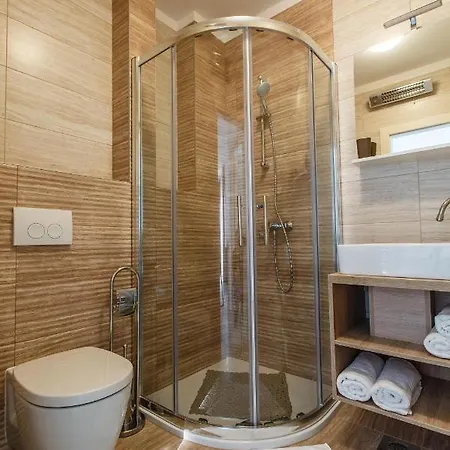 By The Sea Medici, Omis - 13634 Apartment